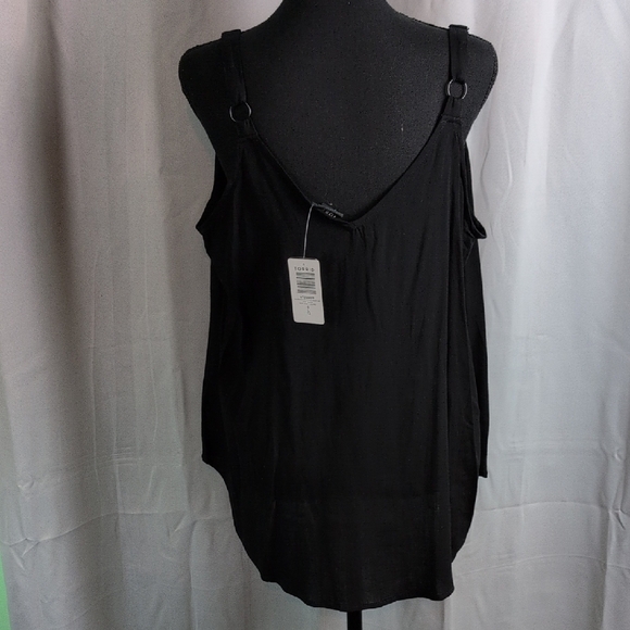 Torrid Black Relaxed Tank Top. NWT. Large - Picture 2 of 8